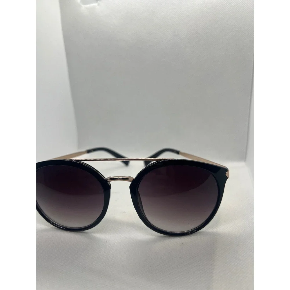Unbranded chic round